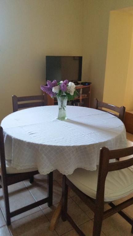 Apartment Nika ชิเบนิก ภายนอก รูปภาพ